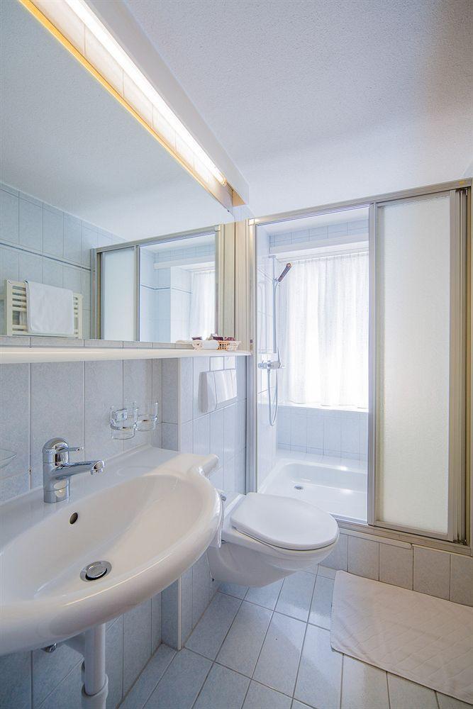 Hotel Heilquelle-Leukerbad-Therme Ngoại thất bức ảnh