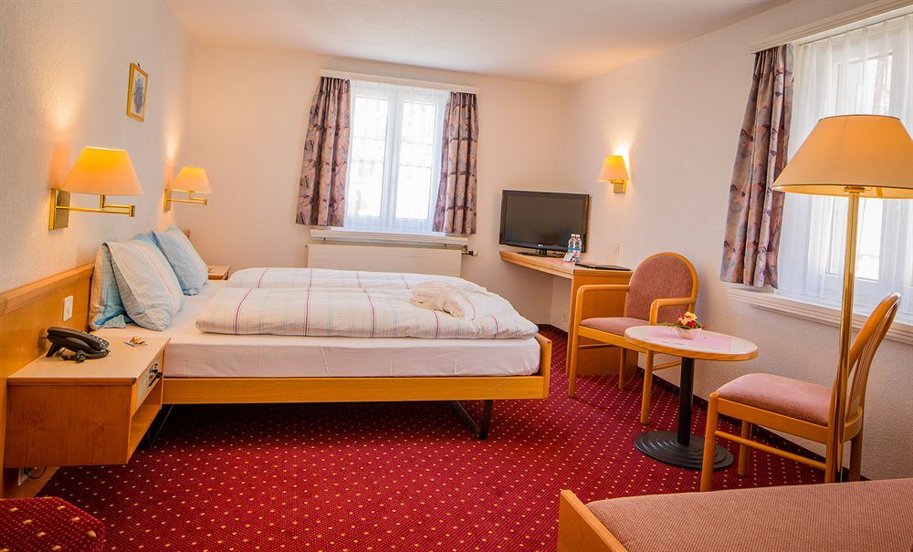 Hotel Heilquelle-Leukerbad-Therme Ngoại thất bức ảnh