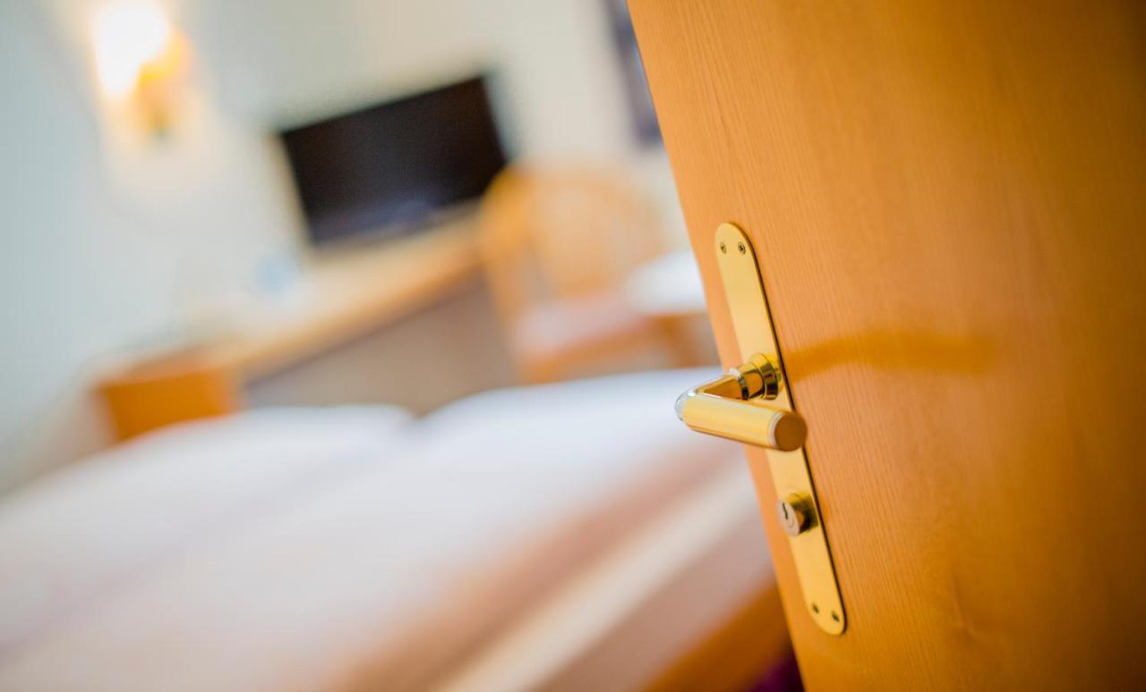 Hotel Heilquelle-Leukerbad-Therme Phòng bức ảnh